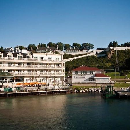 Chippewa Hotel Waterfront Макіно-Айленд Екстер'єр фото